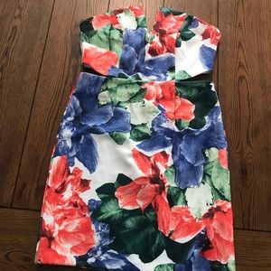 NWOT Floral print mini dress